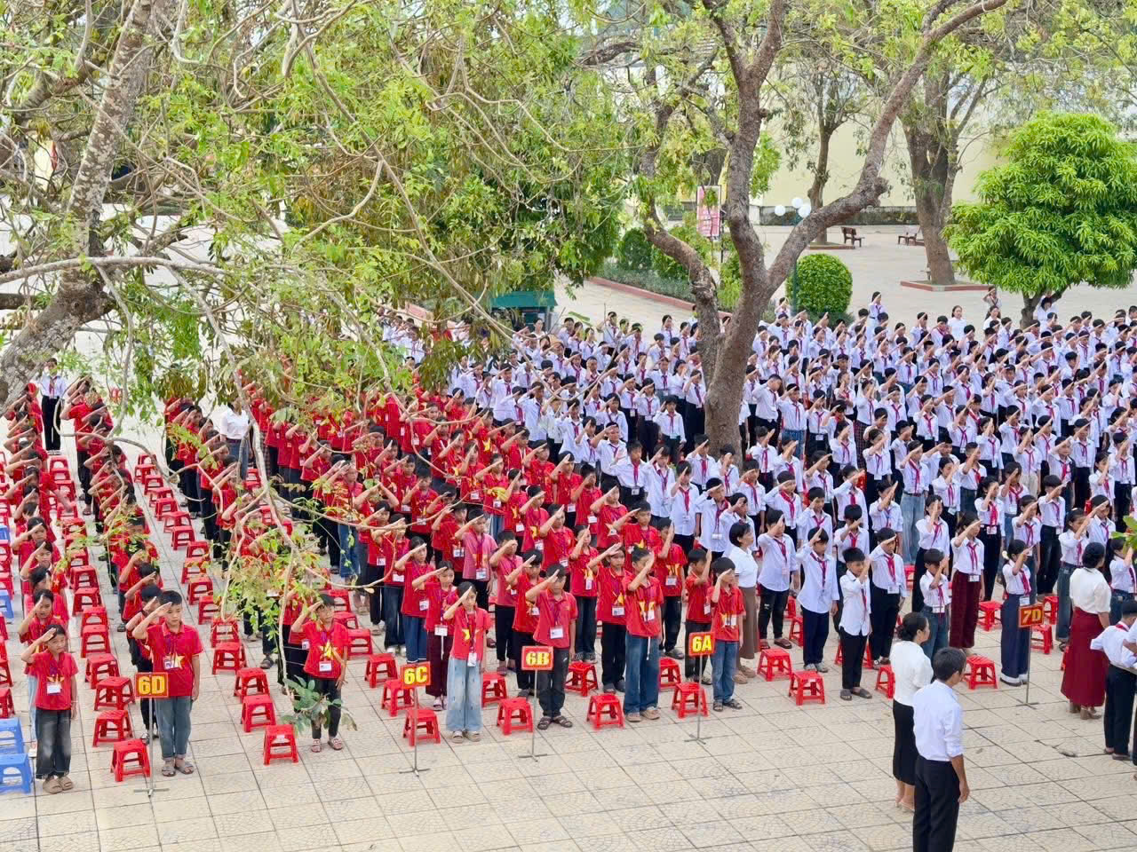 Tuần lễ học tập suốt đời năm 2025                  Chủ đề: “Học để phát triển bản thân, làm chủ tri thức và công nghệ, góp phần xây dựng đất nước thịnh vượng.”